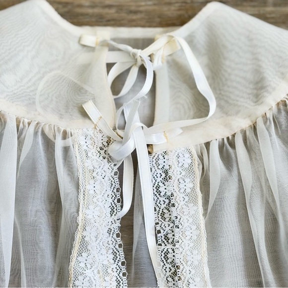 Vintage Baby/Child Baptism Christening Gown Sheer Organza Embroidery W/Shawl - Picture 15 of 16